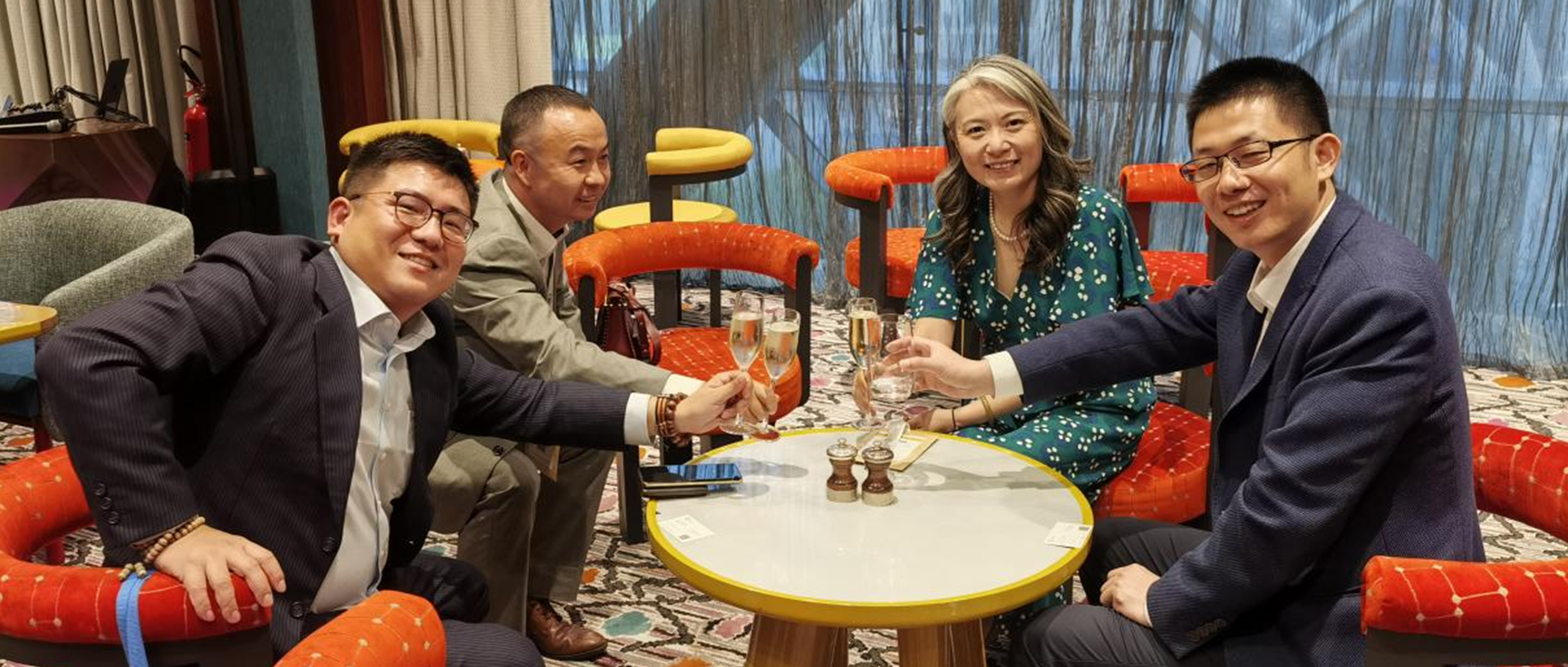 4001老百汇net(集团)NO.1官方网站