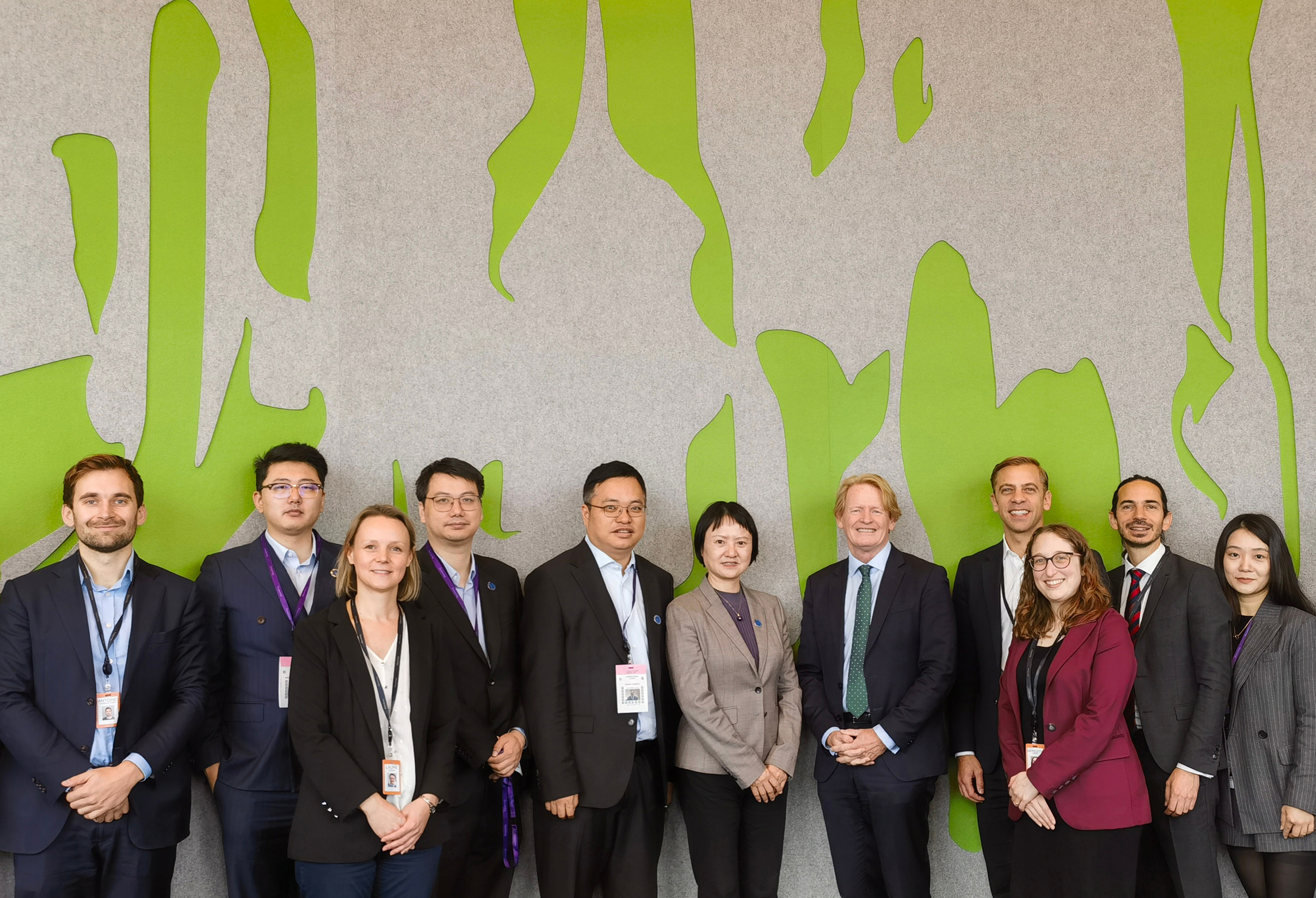 4001老百汇网站股份与彭博新能源财经（BNEF） 签署战略相助体贴备忘录