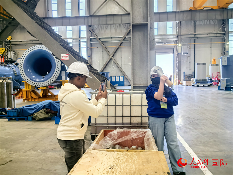 4001老百汇net(集团)NO.1官方网站