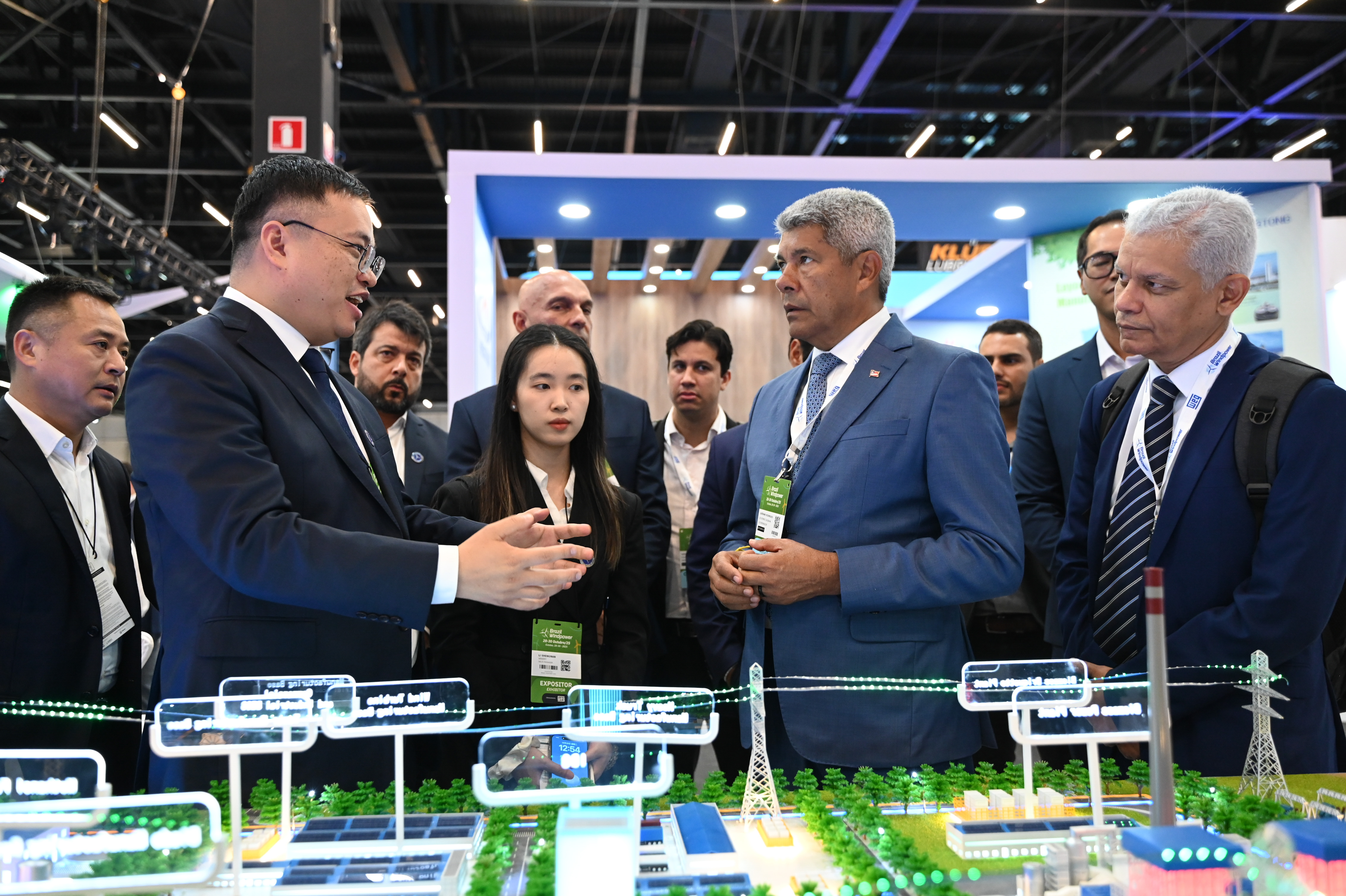 4001老百汇net(集团)NO.1官方网站